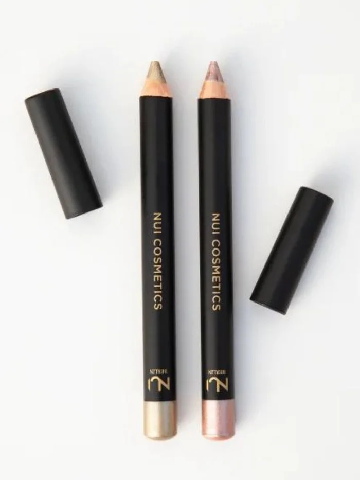 NUI Pink Metallic Eyeshadow Pencil
