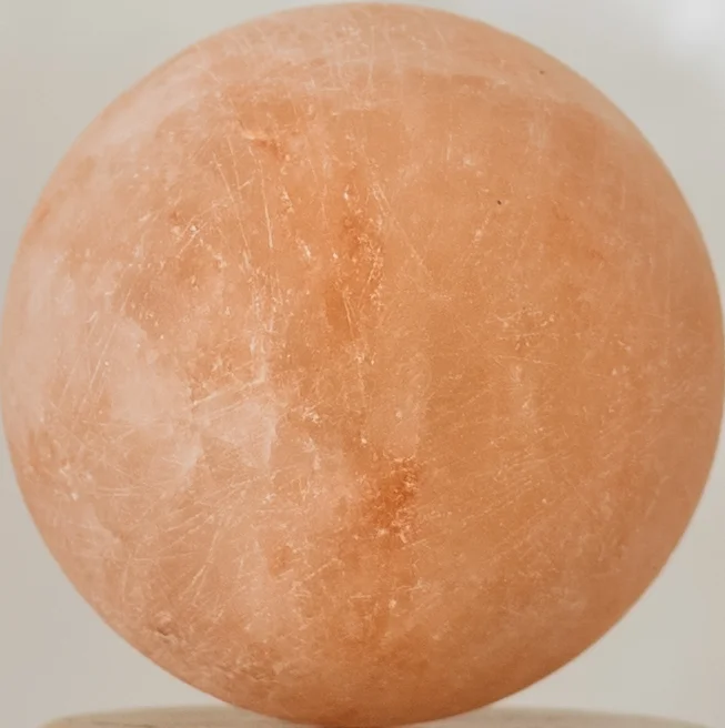 Salzball aus Himalaya-Salz