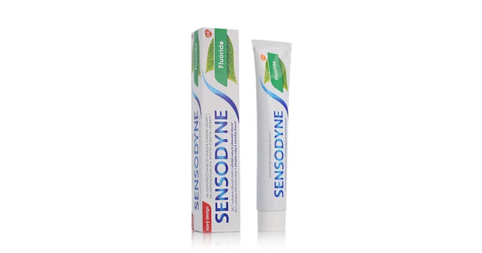 Sensodyne Fluoride Zahnpasta 75 ml