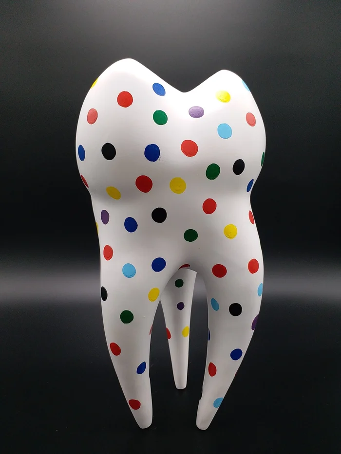 Zahnskulptur „Big Points“
